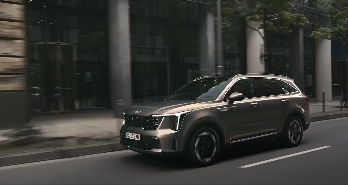 MQ4 PE Sorento Driving Film