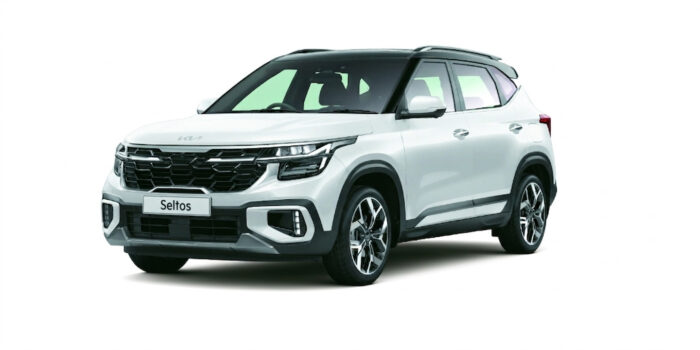 Clear white color kia seltos suv